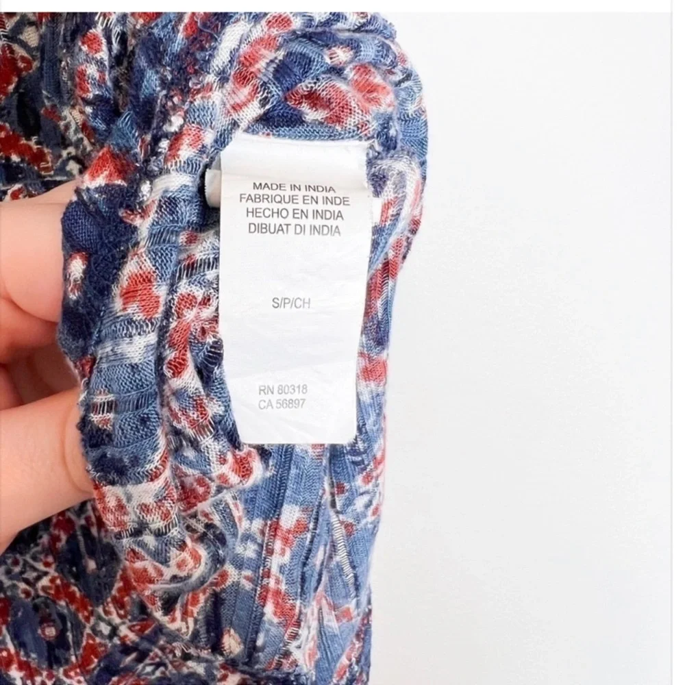 Lucky Brand Sleeveless Navy Patterned Top - Like New, Small - Picture 3 of 3
